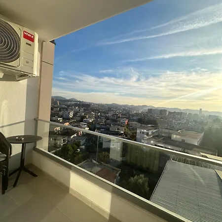 Gjuzi Apartment *